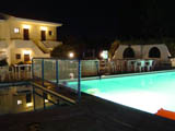 Hotel Pool (vi)
